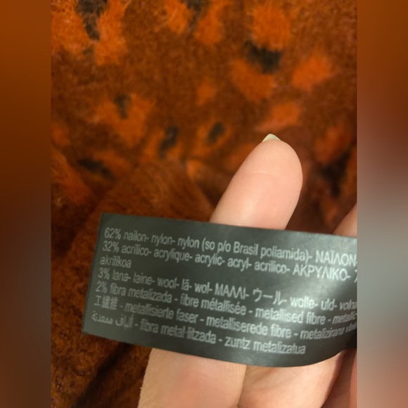 SOLD! Zara oversized leopard print wool blend sweater medium - Picture 6 of 6